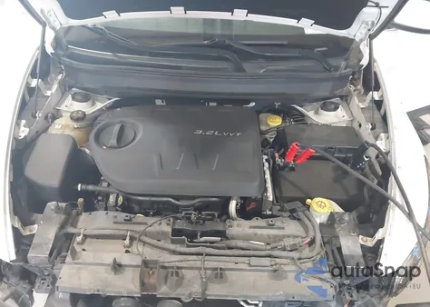 2014 Jeep Cherokee Latitude из США, поврежденный, VIN 1C4PJMCS9EW107777